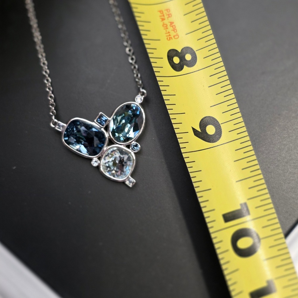 Touchstone Crystal by Swarovski TRIAD necklace Amazing crystals in blue shades - Picture 3 of 5